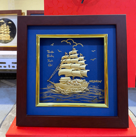 Tranh vuông thuyền vàng