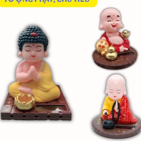 Tượng phật chú tiểu gõ mõ tụng kinh trang trí taplo ô tô, bàn thờ, chạy bằng năng lượng mặt trời