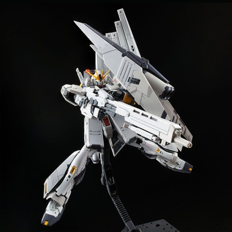RG 1/144 RX-93 Nu Gundam HWS