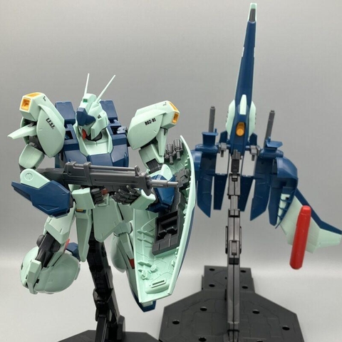 MG 1/100 RE-GZ ( CHAR'S COUNTERATTACK VER. )
