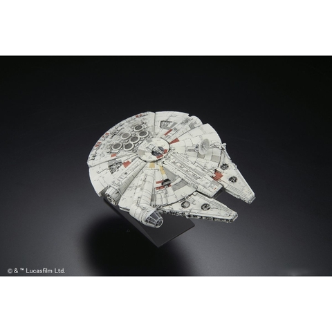 VEHICLE MODEL 006 MILLENNIUM FALCON