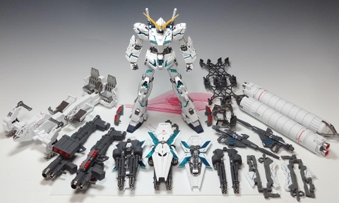 MG 1/100 RX-0 FULL ARMOR UNICORN GUNDAM VER. Ka
