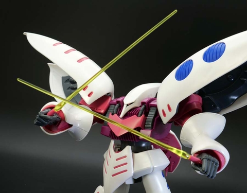 HG 1/144 AMX-004 QUBELEY