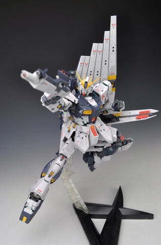 MG 1/100 νGUNDAM Ver. Ka