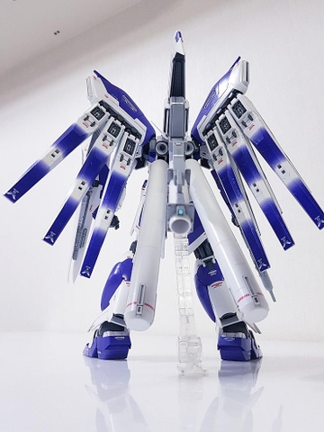 MG 1/100 MOBILE SUIT RX-93-V2 Hi-V GUNDAM 