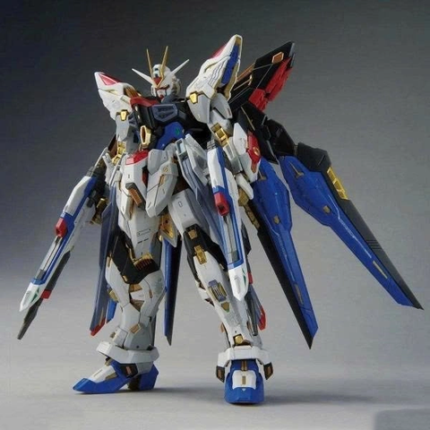 MGEX 1/100 STRIKE FREEDOM GUNDAM