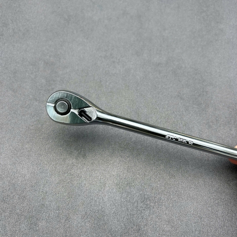 Cần Siết Ratchet Đảo Chiều BR2L KTC Cốt 1/4" (Bản Dài)
