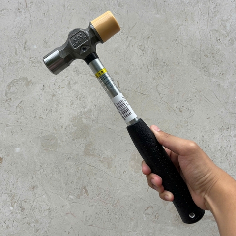 Búa Cơ Khí KTC UD7-10 Gồm Đầu Thép Và Nhựa Resin - Chính Hãng Nhật Bản