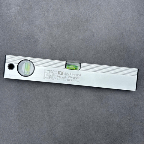 Thước thủy nivo Ebisu ED-30MN Dòng Basic có tích hợp nam châm