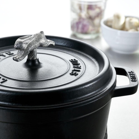 Núm nồi hình thỏ Staub – ảnh 3