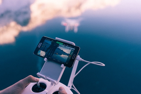 Học lái drone có khó không?