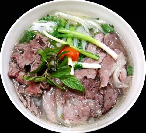 Phở tái chín