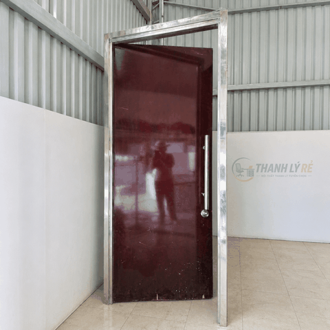 Cửa gỗ sẵn khung CUA081