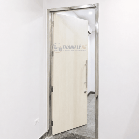 Cửa gỗ sẵn khung CUA080