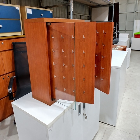 Tủ gỗ treo chìa khóa 500x200x610mm TU114