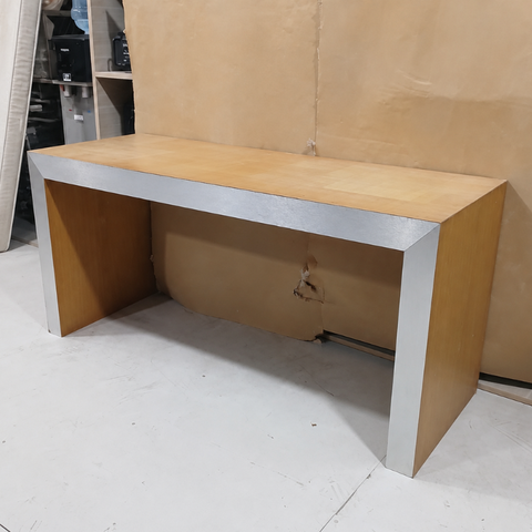 Bàn làm việc BAN107 kích thước 1440x500x650mm