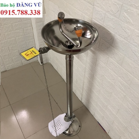 Bồn rửa mắt khẩn cấp đứng