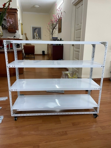 Kệ v có bánh xe