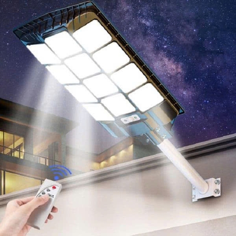 Đèn năng lượng mặt trời 1500W LTK1500 Cảm Biến chuyển động