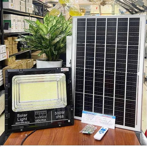 Đèn Năng Lượng Mặt Trời DPLNMT24 Pha 500W Mới Nhất