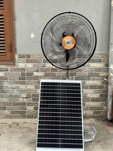 Quạt cây tích điện năng lượng mặt trời tốt nhất tốt QCG26 mẫu mới về tháng 6.2023