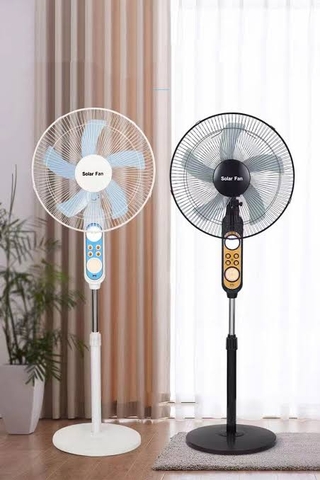 Quạt Cây Tích Điện Cao Cấp QTDT02