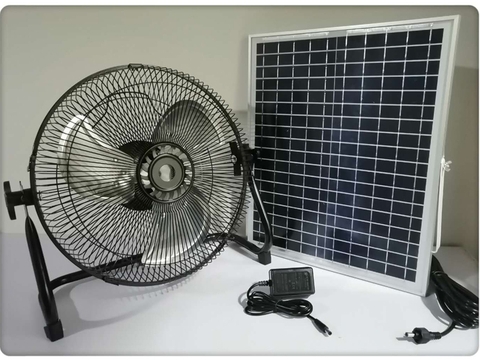 Quạt tích điện năng lượng mặt trời treo tường QNLMT.15.121