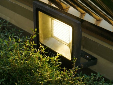 Hướng dẫn lắp đặt đèn pha LED chi tiết đúng kỹ thuật
