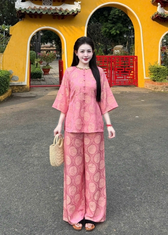 Bộ Bà Ba Đính Cổ Kim Sa Lụa Tằm Hồng Cánh Sen