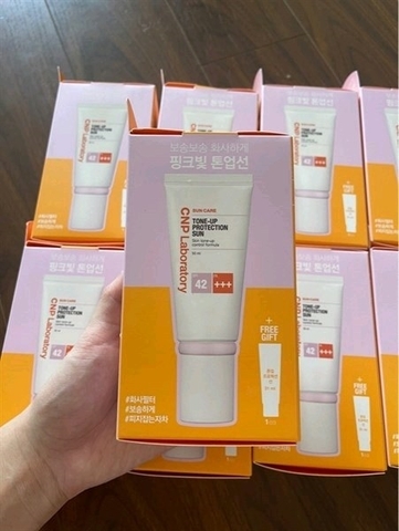 Set kem chống nắng CNP 50ML+31ML