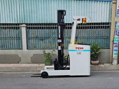 Xe nâng điện đứng lái TCM - UNICARRIERS FRHB18-8