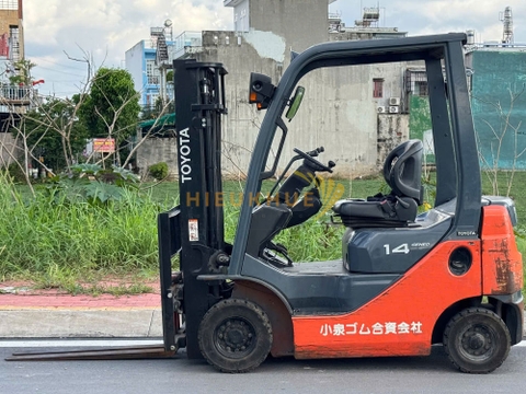 Xe nâng xăng TOYOTA 8FG14