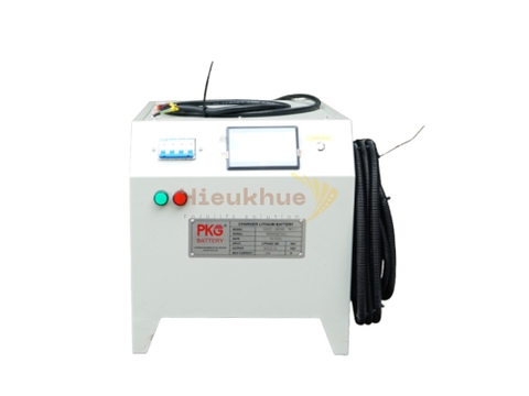 Máy sạc nhanh thông minh hiệu PKG 48V-100A Model SACF48100W3
