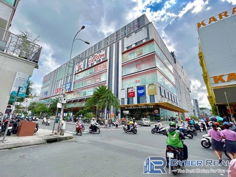 DU LỊCH TRÃI NGHIỆM BÁN KÍN GẦN KS