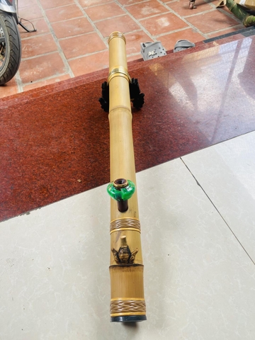 Điếu Cày tre gai