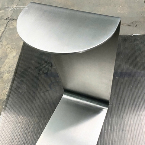 Glass-Top Side Table - Bàn phụ kính GLASSTOP