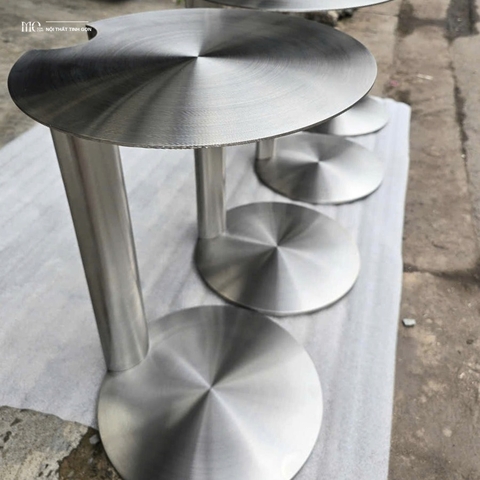 Fullmoon Polished Stainless Steel Table - Fullmoon Inox