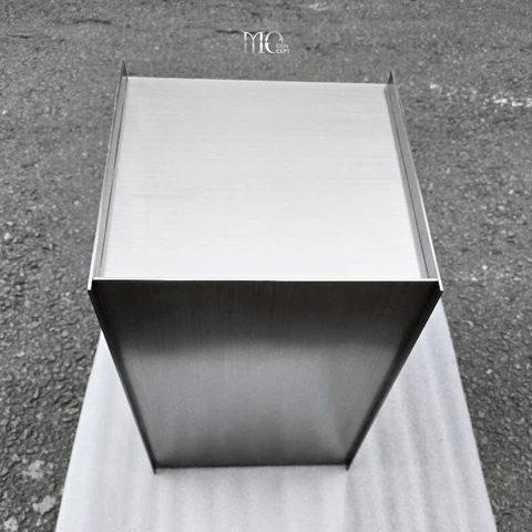 Box Tab Multi-Tier Side Table - Bàn nhiều tầng Box Tab