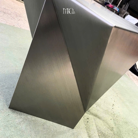 Stainless Steel Cube Table – Crystal | Hairline Finish - Bàn Inox Crystal – Hoàn thiện Hairline