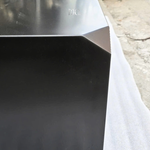 Edge Black PVD Coffee Table - Bàn Edge mạ PVD đen