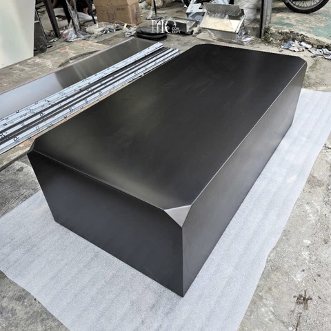 Edge Black PVD Coffee Table - Bàn Edge mạ PVD đen