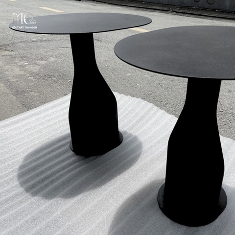 Black Steel Minimal Side Table - Bàn phụ sắt sơn đen