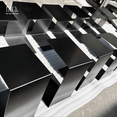 Titan-Plated Edge Table 400 - Bàn phụ Titan + Nano