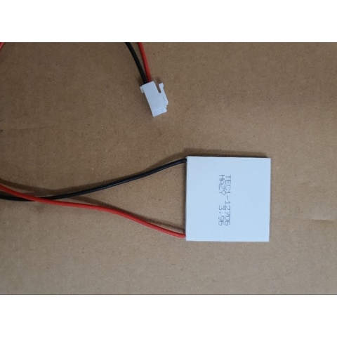 Chip lạnh TEC12706 chất lượng tốt, có giắc cắm