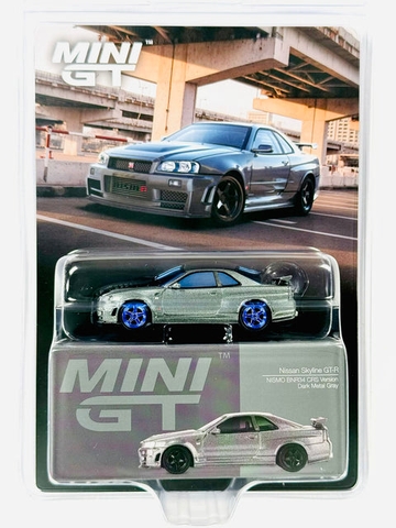 Nissan Skyline GT-R NISMO BNR34 Chase
