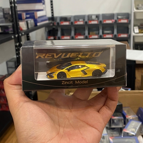 Lamborghini Revuelto Metallic Gold