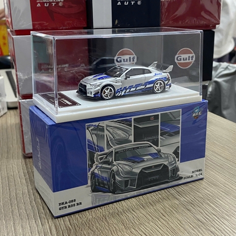 LBWK Nissan GT-R R35 Silver with Blue