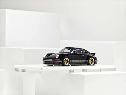 Porsche Singer DLS Light Black