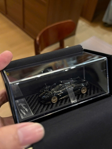 Pagani Huayra Roadster - a special event item from Hong Kong ToyCar Salon 2026