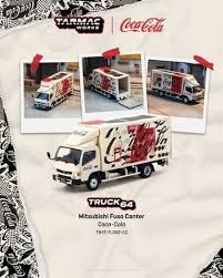 Mitsubishi Fuso Canter - Coca-Cola Box Truck